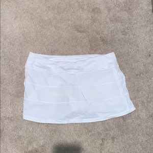 Lulu lemon white tennis skirt